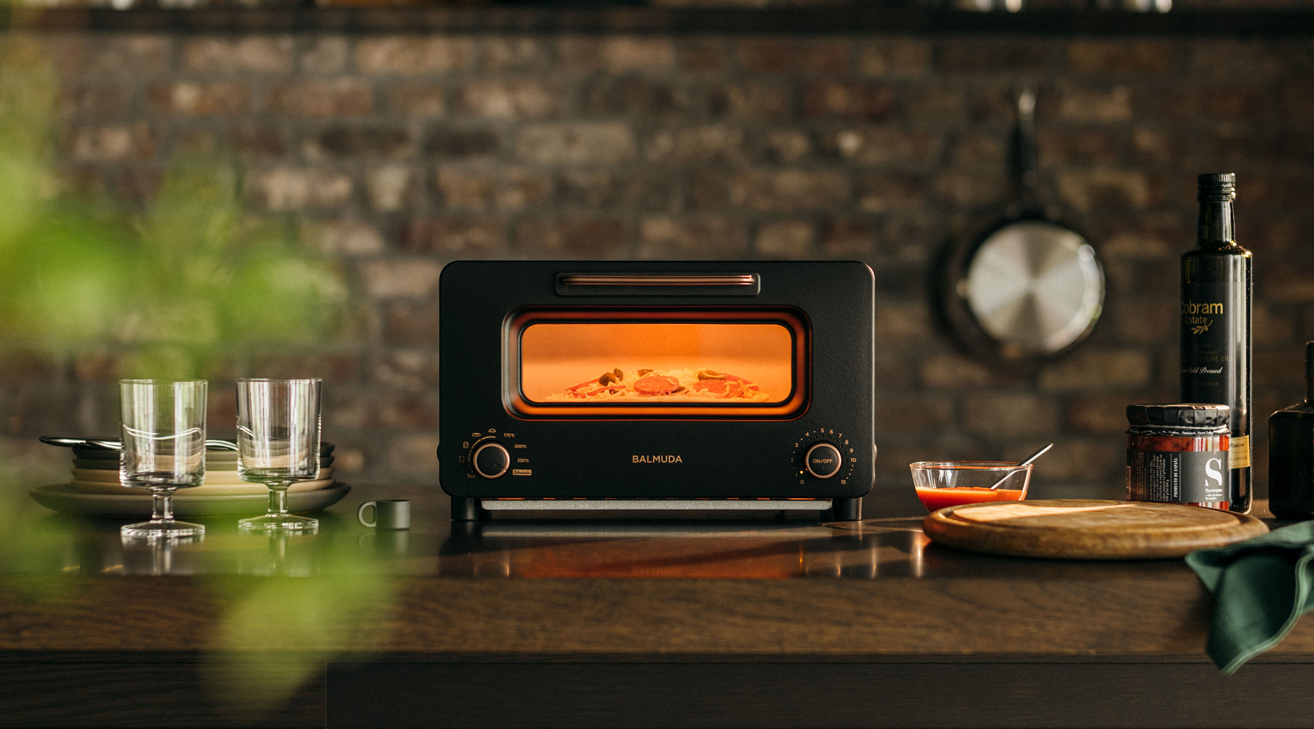 百慕達微波烤箱團購》1/29結團 BALMUDA K09C.The Toaster Pro烤麵包機 專業版 K11C-SE 最新烤箱 - 第2張圖 百慕達微波烤箱團購》1/29結團 BALMUDA K09C.The Toaster Pro烤麵包機 專業版 K11C-SE 最新烤箱